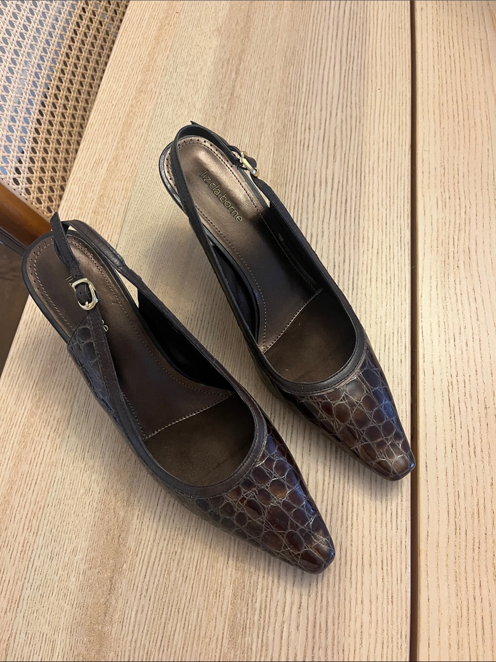 Liz Claiborne SZ 9 Brown Croc-Embossed Slingback Heels
